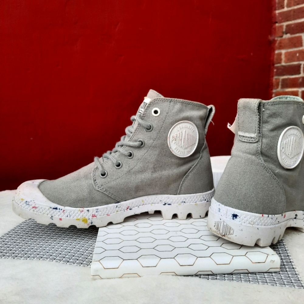Palladium x Free People Earth Collection Hi Ankle Combat Boots Confetti Sole 7.5